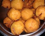 A picture of step 1 of Burmese Pyajo.
