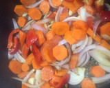 Foto del paso 2 de la receta: Conejo con níscalos (conill amb bolets)