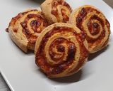 Pizzás csiga recept fázis 5 fotója