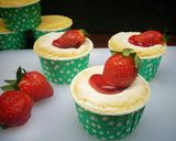 Foto langkah ke 5 dari resep Hokkaido Chiffon Cupcake.