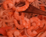 Foto del paso 4 de la receta: Arroz con verduras y camarones al wok