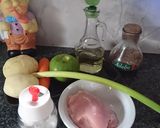 Foto del paso 1 de la receta: Revuelto tibio de zapallitos con pollo 🥔🥕
