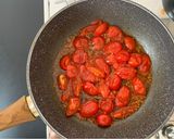 Foto del passaggio 3 della ricetta Paccheri ai pomodorini e rucola