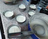 Foto del paso 2 de la receta: Crema de yogur con chocolate blanco
