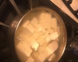 A picture of step 2 of Mapo tofu 麻婆豆腐.
