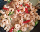 Foto langkah ke 4 dari resep Tumis Pepaya Muda Udang.