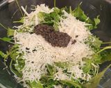Foto del paso 1 de la receta: Pasta con salsa de trufa negra y rúcula