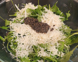Foto del paso 1 de la receta: Pasta con salsa de trufa negra y rúcula