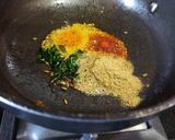 पंचमेल पूरी और आलू की सब्जी रेसिपी चरण 2 फोटो