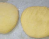 Foto del paso 1 de la receta: Alfajores rellenos con pulpa de frutilla y crema pastelera