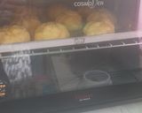 Foto langkah ke 4 dari resep Soes Strawberry.