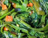 Foto del paso 6 de la receta: Rajas con crema y queso