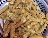 Foto langkah ke 4 dari resep Orek tempe teri pete kacang.