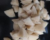 A picture of step 4 of Masala idli.
