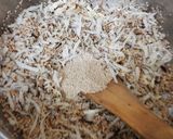 A picture of step 4 of Fried modak (tadniche modak).