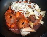 Foto langkah ke 4 dari resep Kepiting Asam Manis Simpel.