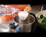 Foto del paso 3 de la receta Salteado de Quinoa y Brócoli