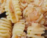 Foto del paso 8 de la receta: Radiatori en salsa de atún