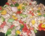 A picture of step 2 of Pasta with spicy white sauce.