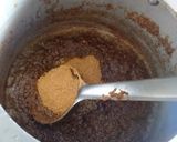 A picture of step 5 of Sev masala sabji.