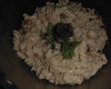 A picture of step 5 of White sauce pasta.