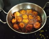 A picture of step 3 of Banana fritters.