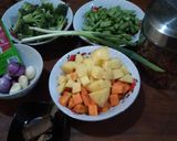 Foto langkah ke 1 dari resep 🥕🥦 Sop cemplung.