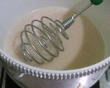 Foto langkah ke 2 dari resep Swiss Meringue Butter Cream.