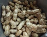 गरमागरम वाफवलेल्या भुईमुगाच्या शेंगा (boiled peanuts recipe in marathi) रेसिपी स्टेप 1 फोटो 