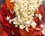 Foto del paso 4 de la receta: Ensalada de pimientos asados
