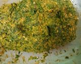कोथिंबीर वड्या (kothimbir wadya recipe in marathi) रेसिपी स्टेप 3 फोटो 
