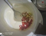 A picture of step 3 of Tutti fruti milky bar.