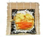 Foto langkah ke 3 dari resep Sushi Ala Anak Kosan.
