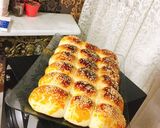 عکس مرحله 1 از دستور نان شیرمال (با ماست)