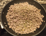 Foto del paso 1 de la receta: Empanada de carne picada