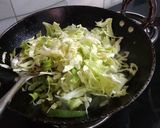 A picture of step 3 of Dry Manchurian.