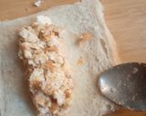 A picture of step 5 of Paneer chicken bread roll.
