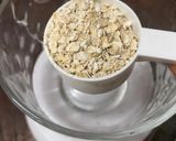 Hình bước làm 1 của món #Eatclean: Cháo yến mạch hoa đậu biếc