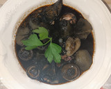 Foto del paso 6 de la receta: Pulpo de playa guisado en su tinta