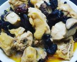A picture of step 4 of Chinese Steam Chicken with Mushroom Black Fungus 冬菇蒸雞.