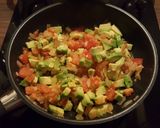Foto langkah ke 3 dari resep Spaghetti Salsa Avocado.