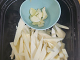 金沙茭白筍肉絲