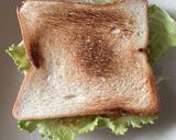 Foto langkah ke 5 dari resep Sandwich Roti Tawar Telur.
