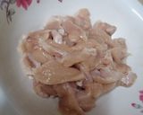 A picture of step 1 of Mongolian chicken with noodles 🍜.