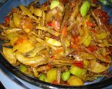 Foto langkah ke 3 dari resep Sambel Teri Tomat Alamee.