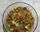 Foto langkah ke 4 dari resep Nasi Goreng ala Solaria.