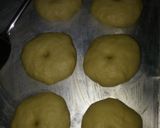 Foto langkah ke 4 dari resep Donat Classic.