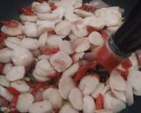 Foto langkah ke 4 dari resep Tumis Bakso Ayam.