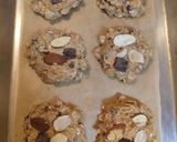 Foto langkah ke 5 dari resep Chewy Banana Oatmeal Cookies.