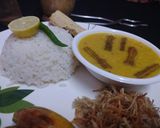 সজনে ডাঁটা দিয়ে মুগ ডাল (sajne data diye mog dal recipe in Bengali) রেসিপি ধাপ - 9 ছবি